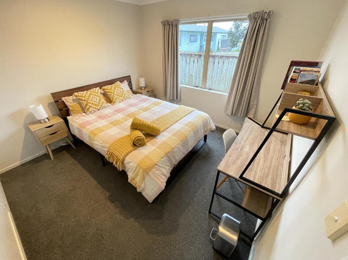 Papamoa Two Rooms & Kitchenette - Dogs Welcome ภายนอก รูปภาพ